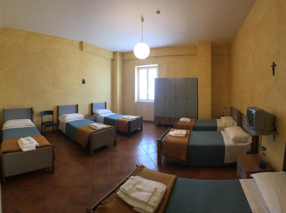 Вилла Casa Del Pellegrino Ceranesi Экстерьер фото